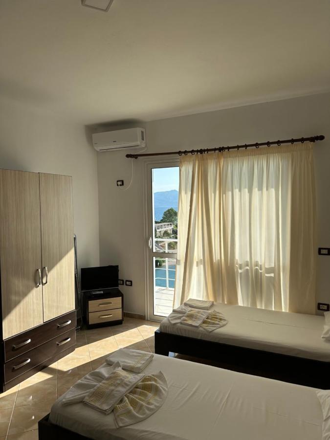 Blue Bay Apartments Sarandë Exterior foto