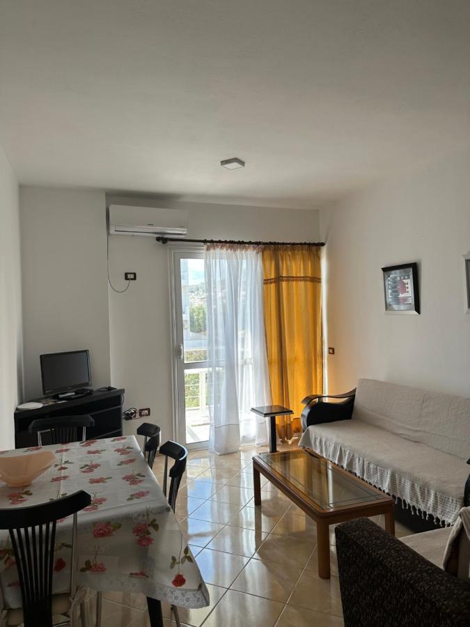 Blue Bay Apartments Sarandë Exterior foto