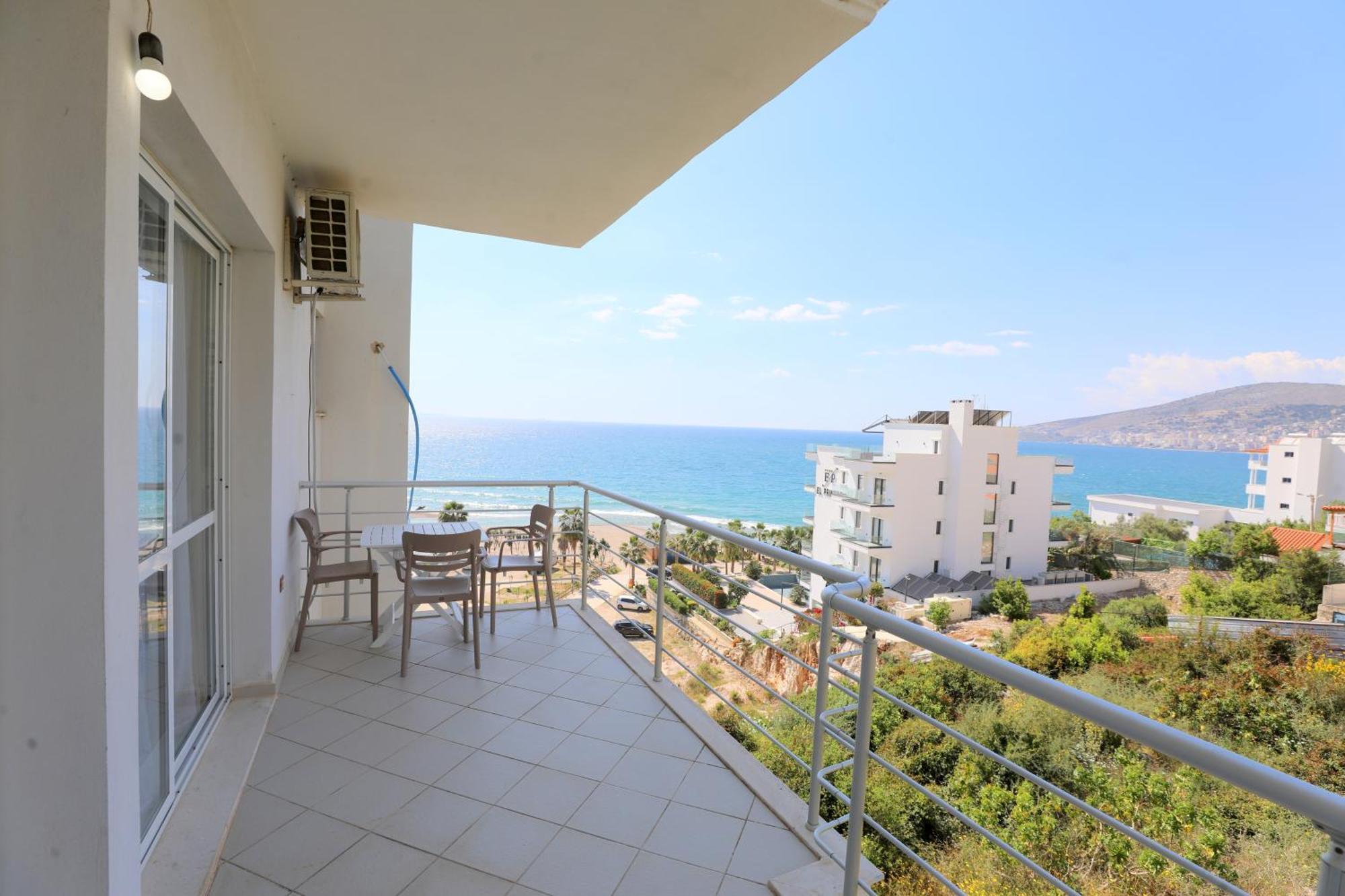 Blue Bay Apartments Sarandë Exterior foto
