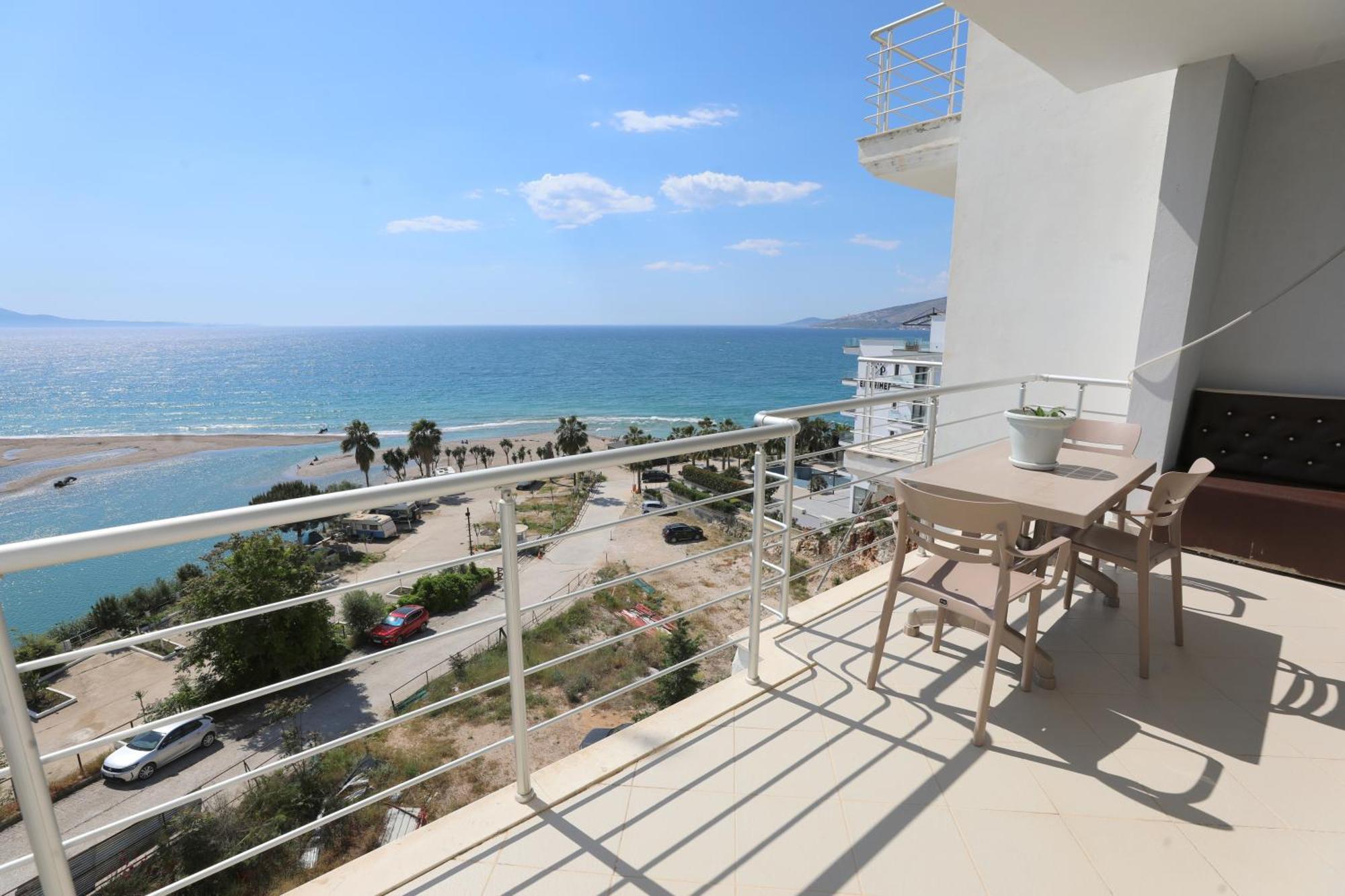 Blue Bay Apartments Sarandë Exterior foto