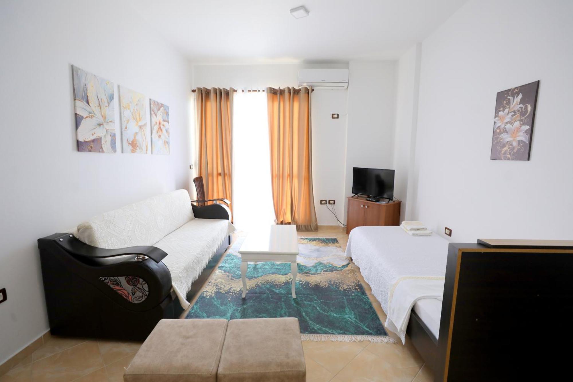 Blue Bay Apartments Sarandë Exterior foto