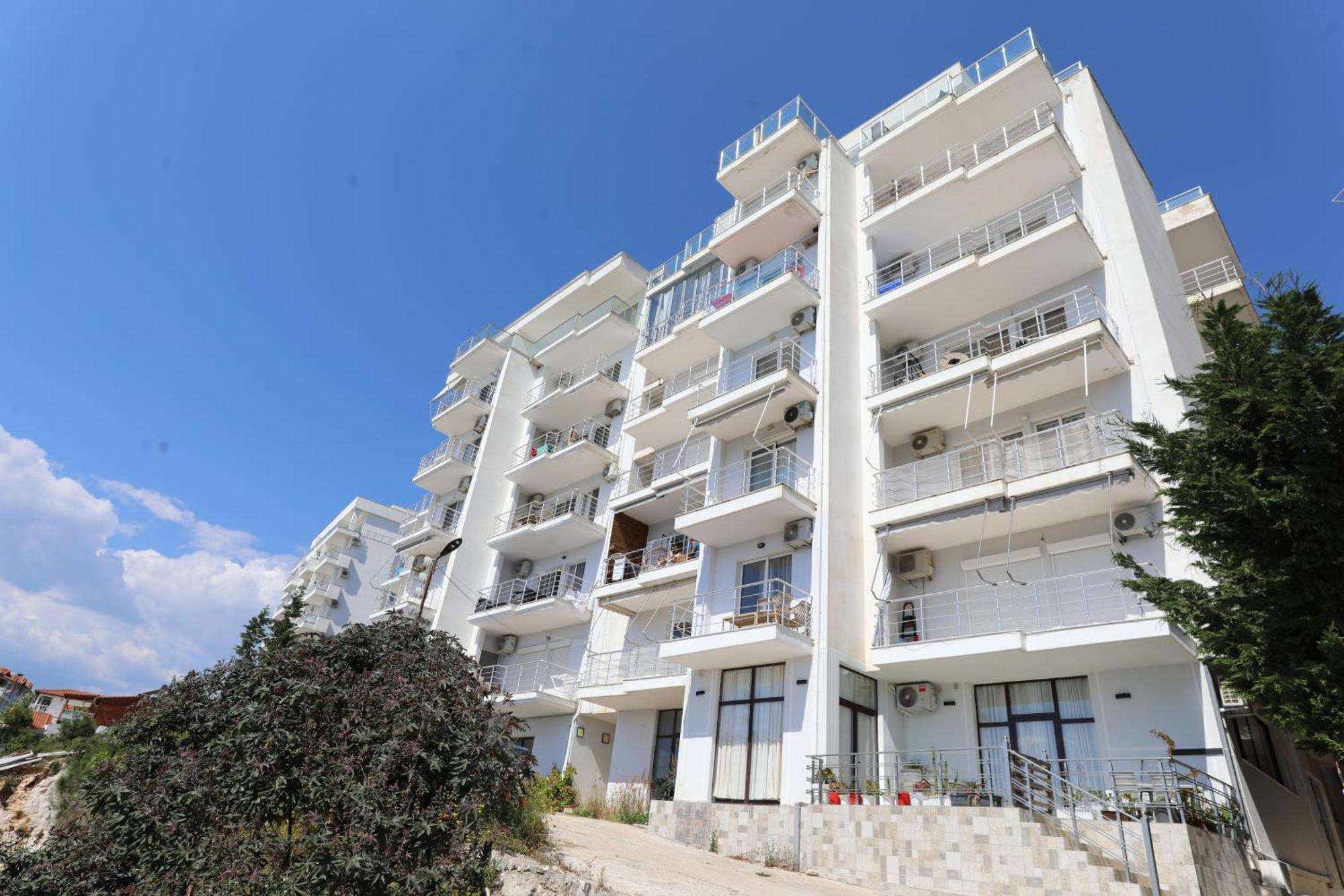 Blue Bay Apartments Sarandë Exterior foto